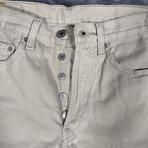 VTG Levi's 501 Jeans Mens 31x32 Beige Light Wash Straight Button Fly Classic - Picture 2 of 11